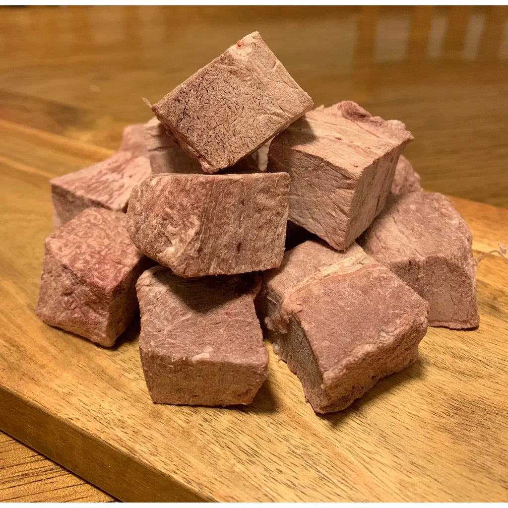 FREEZY PAWS BEEF STEAK RAW TREATS FOR CAT & DOG 70G
