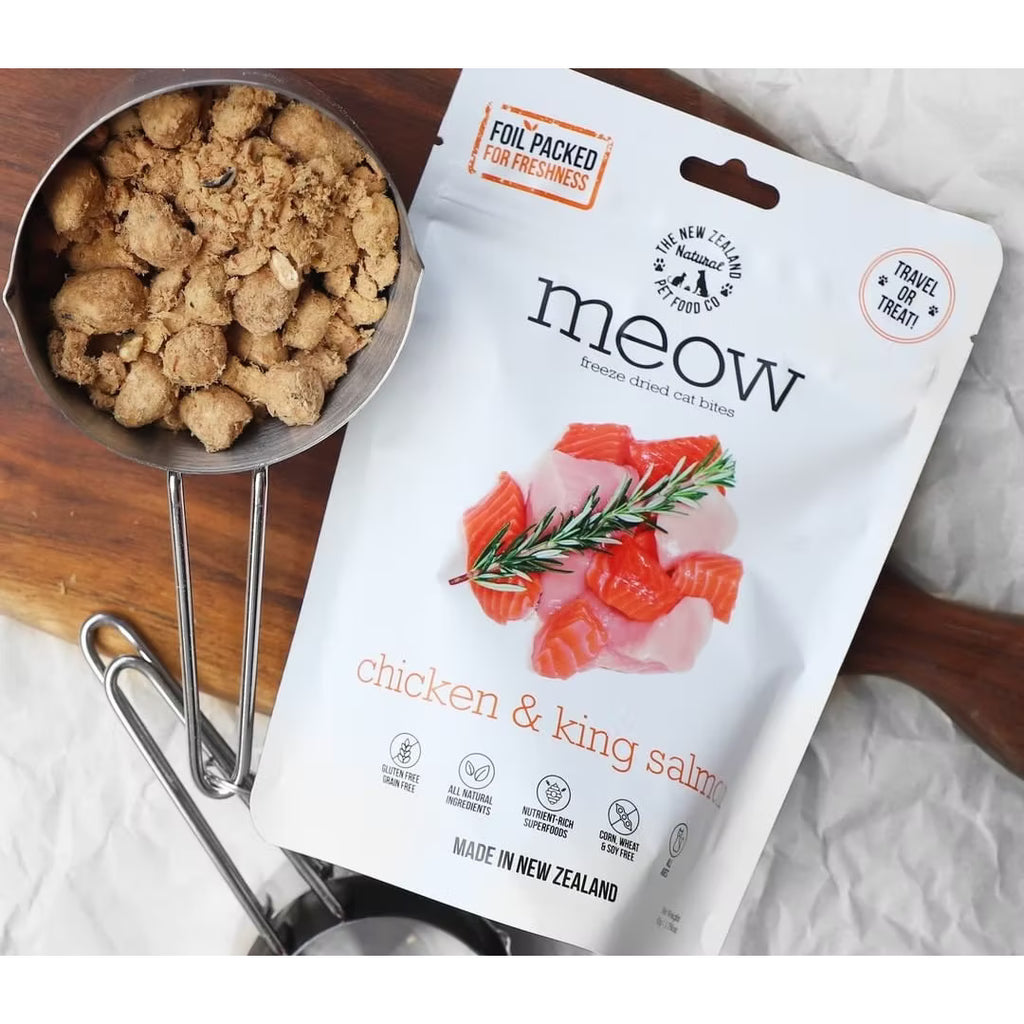 Meow Freeze Dried Cat Food Chicken & King Salmon 280gm